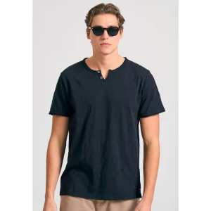 Funky Buddha T-shirt Μαύρο FBM011-004-04-BLACK