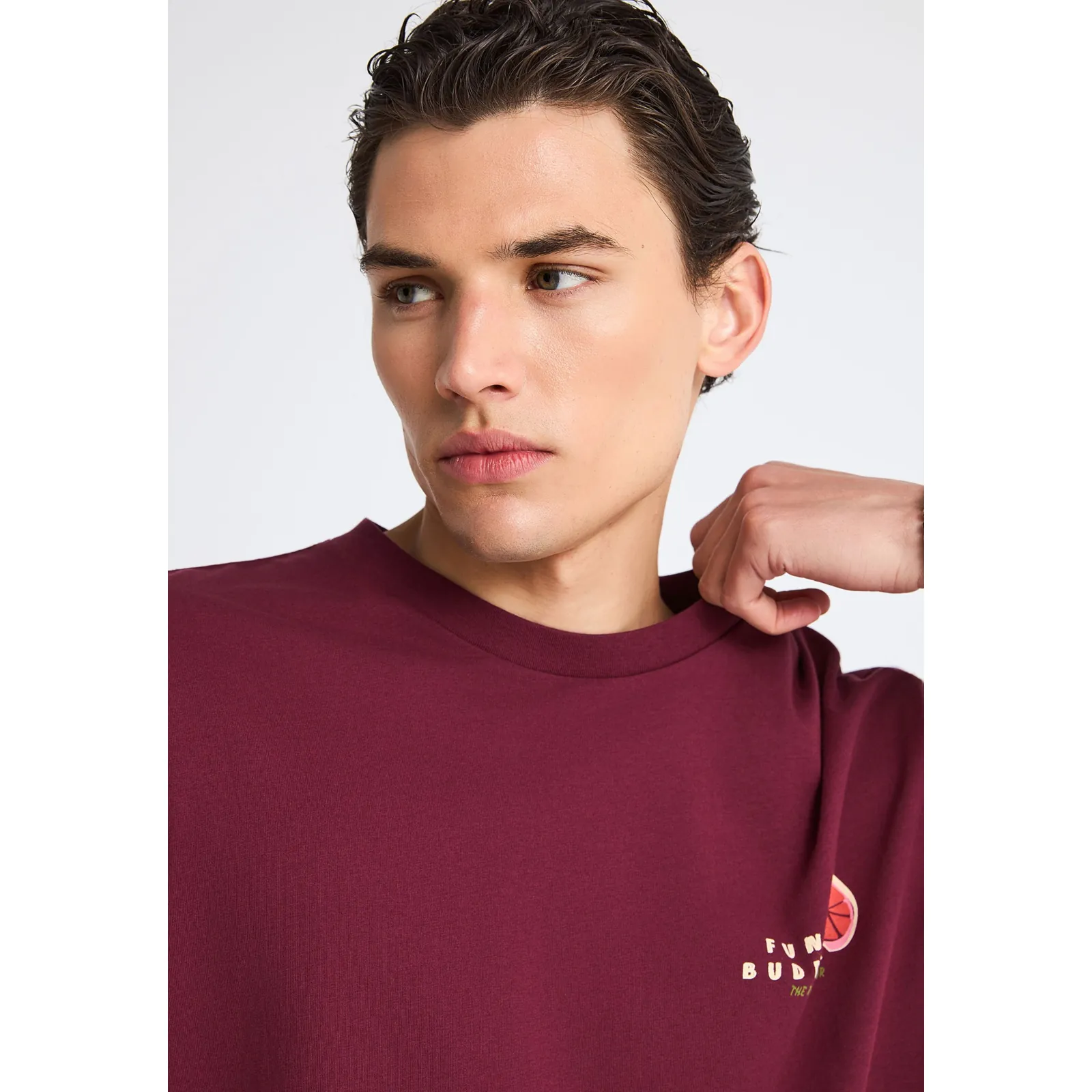 Funky Buddha Ανδρικό relaxed T-Shirt με τύπωμα στην πλάτη FBM013-087-04 Burgundy - Image 5